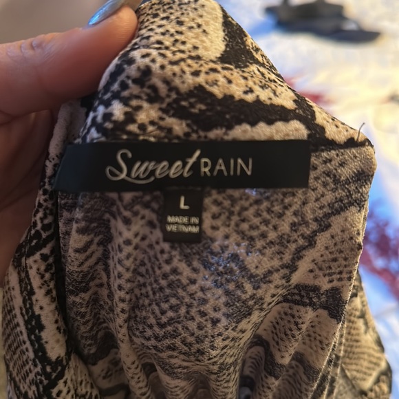 Snakeskin blouse large - Picture 6 of 6